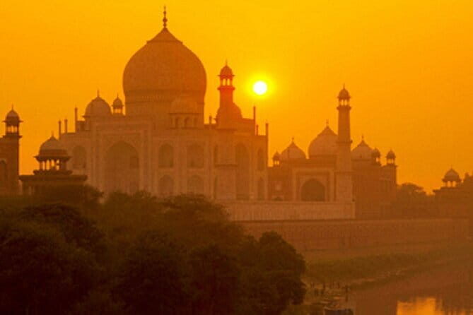 Taj Mahal Tour By Auto Or Rickshaw - Hotel pickup and drop-off: the easiest way to skip transport stress