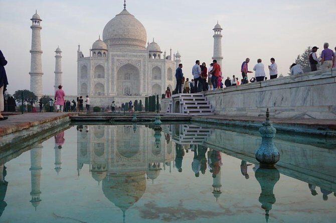 Taj Mahal Tour by Gatimaan Express Train With Lunch At 5 Star Hotel - Agra Fort: The Mughal City Inside the Fort Walls