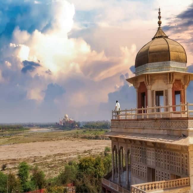 Taj Mahal Tour Fast-Track Entry with Tickets - What You’ll See: Taj Mahal Gardens and Mughal Architecture