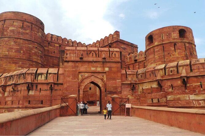Taj Mahal Tour From Bangalore Flight At Agra Airport - Key highlights that matter on the ground