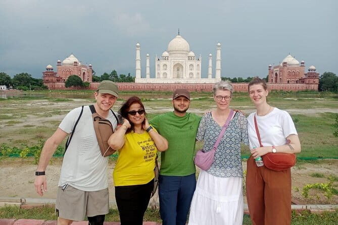 Taj Mahal Tour From Cruise Port, Mumbai, Cochin and Goa - Quick hits before you go