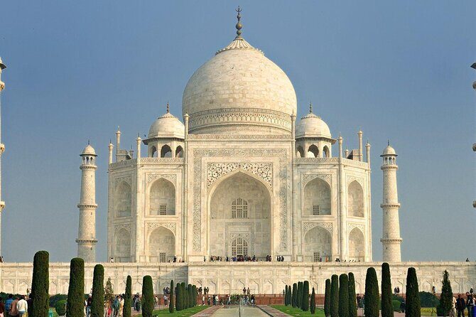 Taj Mahal Tour From Delhi By Car-Skip The Line Tickets With Lunch - Lunch buffet and the small comfort choices that matter on a long day