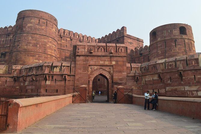 Taj Mahal Tour From Delhi By Private Car - Private car comfort and guided attention (the parts that usually make or break a day trip)