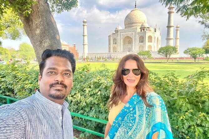 Taj Mahal Tour From Delhi with Lunch-skip the line-All Inclusive - What the guide adds (and how to use them)