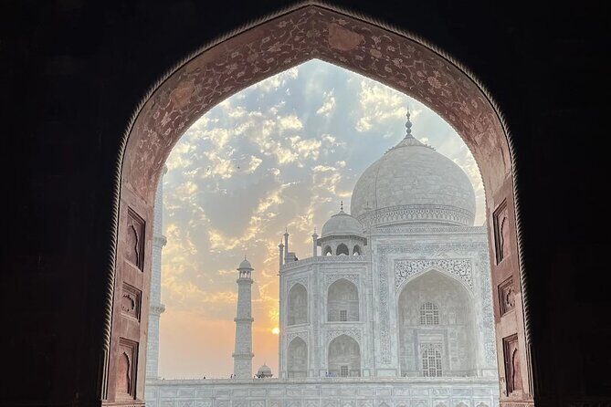 Taj Mahal Tour with Private Guide - What “Private Guide” Means in Practice