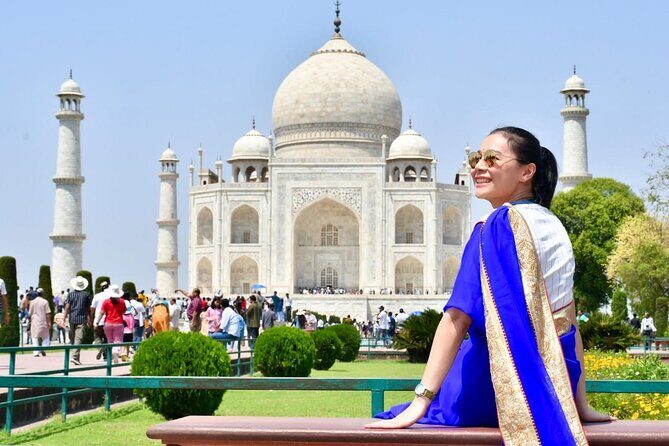 Taj Mahal Tour With Professional Photographer With Rental Saree - A photoshoot that actually fits the Taj Mahal (not a random gimmick)