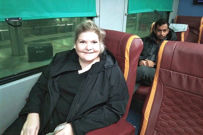 Taj Mahal Trip by Express Train from Delhi - Private Day Tour - Agra Fort: the 1-hour reality check (and why it’s still worth it)