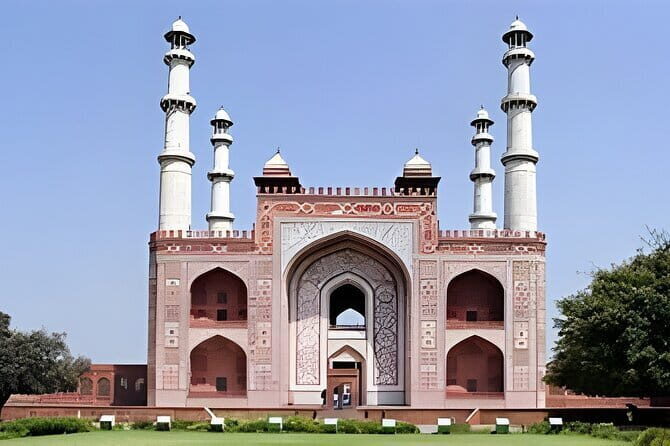 Taj Mahal Unveiled A Personalized Private Tour from Delhi - Price and what $181.43 per person really buys you
