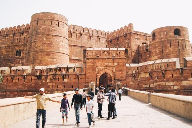 Taj Mahal with Agra Fort Skip-the-Line tickets & guide - Taj Mahal With a Guide: What to Focus On in Your 2-Hour Slot