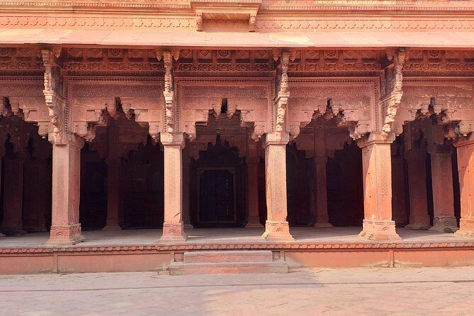Taj Mahal,Agra fort and Baby Taj tour from Delhi by Express train - Price and Value: What $50 Can (and Can’t) Cover