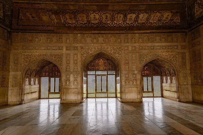 Taj Mahal,Agra Fort,Baby Taj and Methab bagh Day Trip from Delhi - Lunch at Golden Street Restaurant: optional but worth it