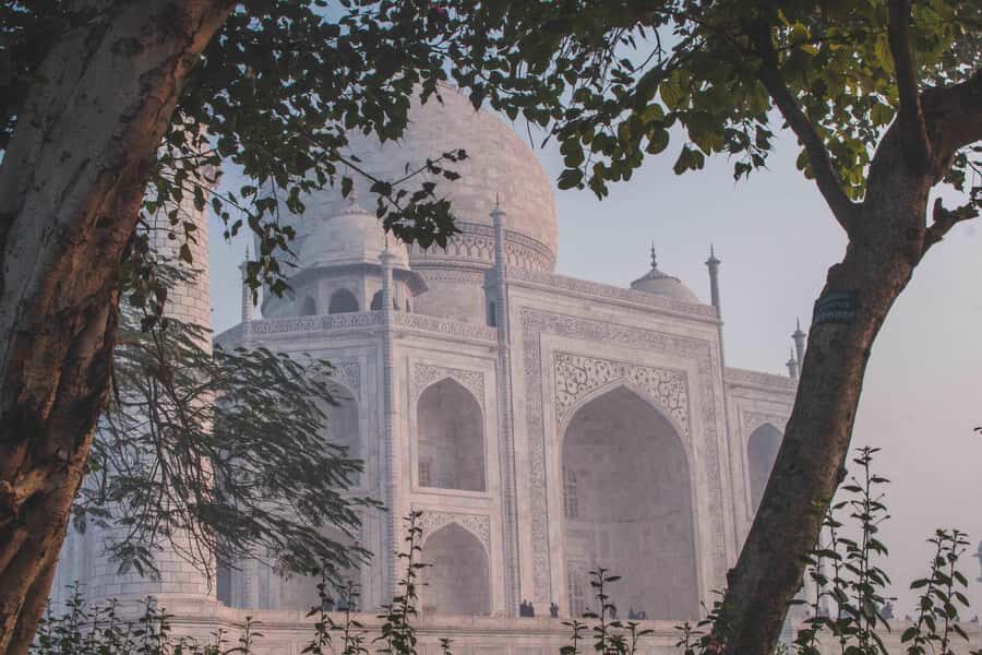 Taj & Time-Honored Delhi: A Guided 2-Day Journey - How This 2-Day Plan Feels on the Ground