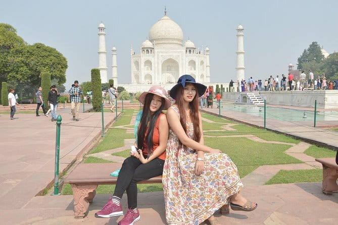 Tajmahal Tour - Mehtab Bagh: Getting a Back-Side Glimpse of the Taj
