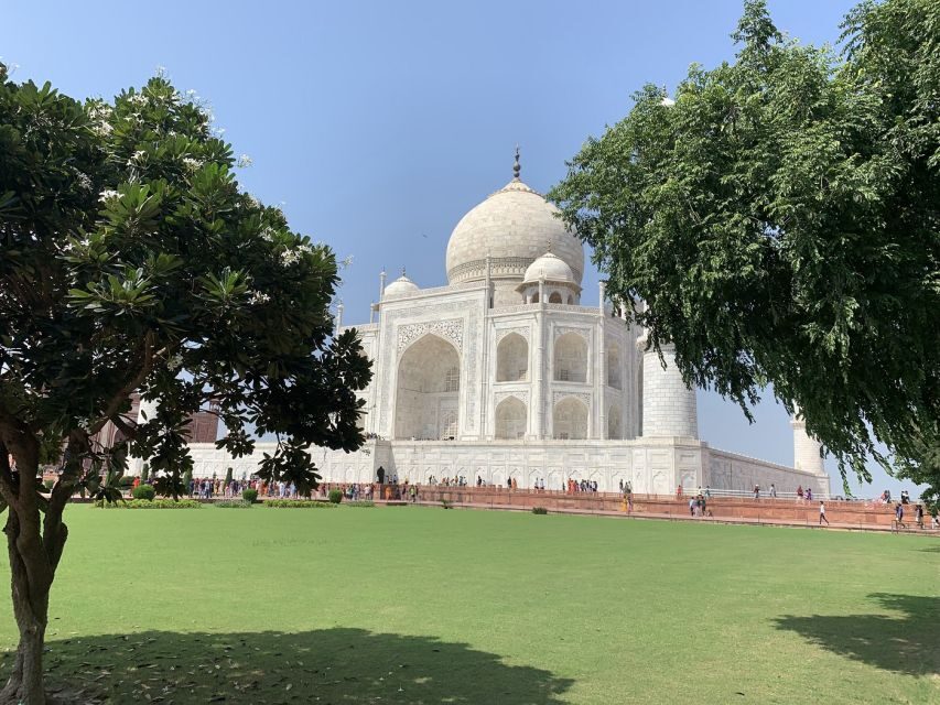 Tajmahal With Mausoleum Skip The Line Ticket With Guide - Ticket delivery in Agra: fewer stress points before you go
