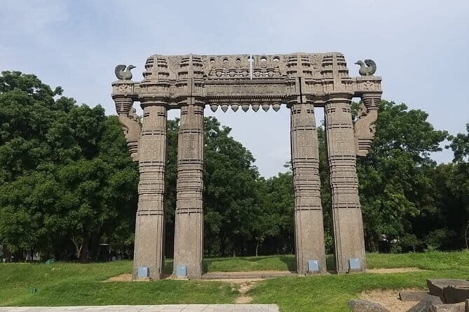 Temples and Tales of Kakatiya's A Journey Through Time and Stone - The Kakatiya engineering stories that tie the day together