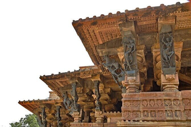 Temples and Tales of Kakatiya's A Journey Through Time and Stone - Guide impact: Srinu and Kusuma Suryakiran make details click