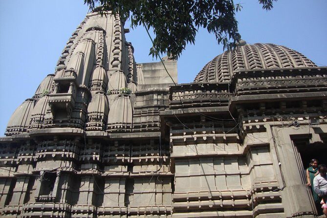 Temples & Vineyards: Private Tour to Nashik from Mumbai - Panchavati: Kalaram Temple and Sita Gufaa in One Pilgrimage Sweep