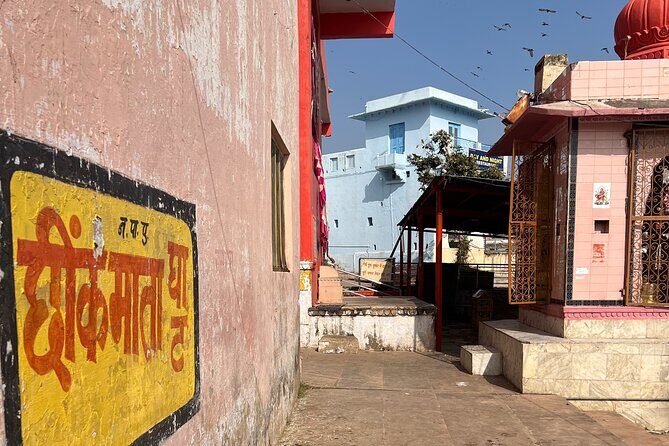 Temples Walk around 52 Ghats ( Spiritual Tour )-The Pushkar Route - Meet Manish: The Storytelling That Makes Rituals Understandable
