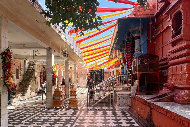 Temples Walk around 52 Ghats ( Spiritual Tour )-The Pushkar Route - Old Rangji, Kumawat, and Koteshwar: Smaller Stops, Better Atmosphere