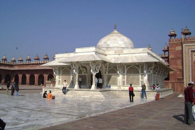 The Golden Triangle & Varanasi, India - Day 3: Drive Toward Jaipur With Samode Palace on the Way