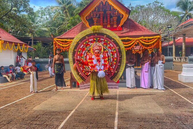 Theyyam Tour; Dancing Gods of Kannur - Folklore Museum first: the best way to avoid being lost