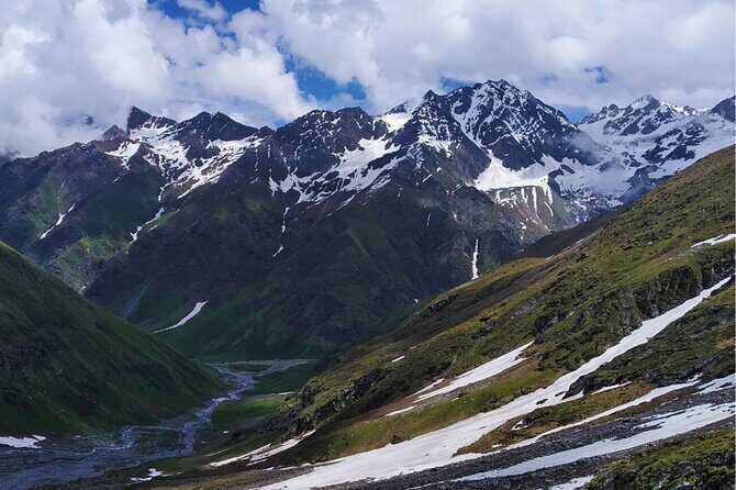 Tirath Expedition: Trek to the Tirath Hans Kund & Saketi Top(4280m) - Before you go: fitness, prior experience, and packing smart