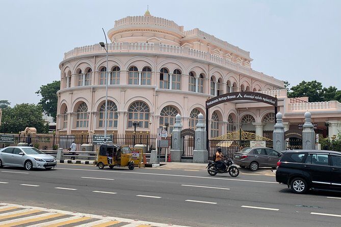 Total Chennai city tour in Private car with guide & lunch by Wonder tours - Breakfast to Breakfast: Starting With South Indian Flavors