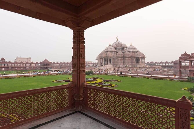 Tour to Akshardham temple with Guide and Delhi Transfer - What Your Guided Visit Covers Inside the Temple Complex