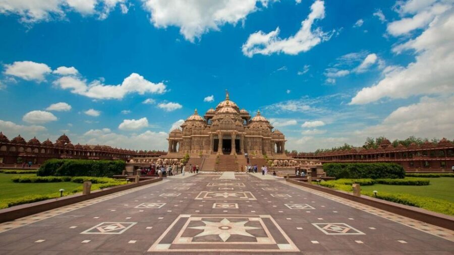 Tour To Swaminarayan Akshardham Guide & Delhi Transfers - Hotel Pickup to Temple Arrival: How the Day Gets Rolling