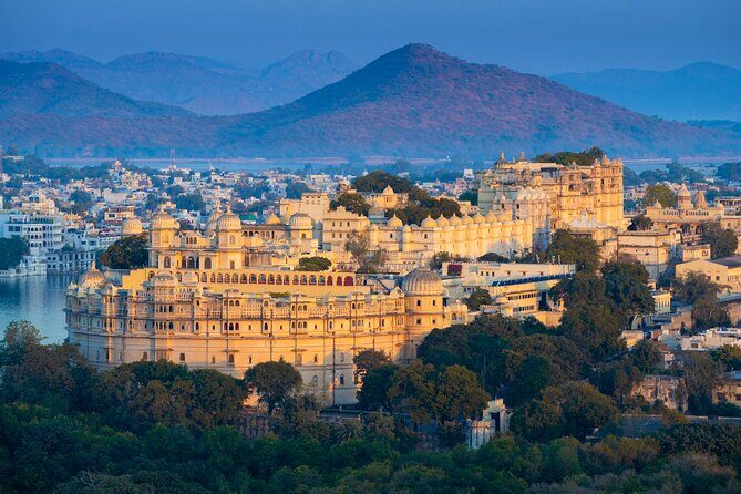 Travel From Jodhpur To Udaipur Via Kumbhalgarh and Ranakpur - Who This Transfer Fits Best (and Who Might Skip It)