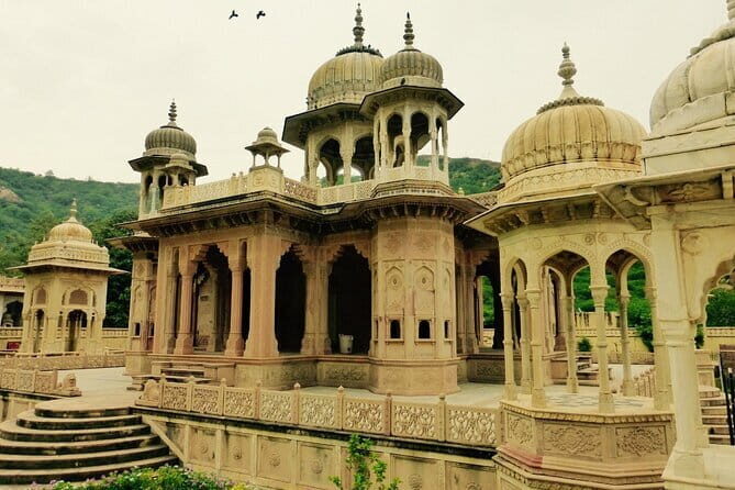 Travel Through the Streets of Jaipur by Tuktuk with a Local - Key highlights worth planning for