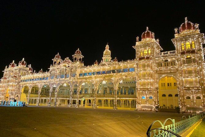 Treasures of Mysuru - day tour - Ramanagara: A Quick Look at Silk Country