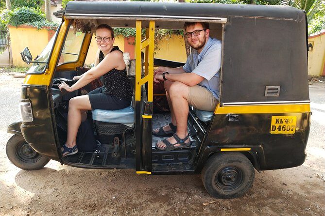 Tuk-Tuk Shopping Tour in Kochi – Spices,Crafts,Silks & Souvenirs - Chinese fishing nets and the Church of Saint Francis: quick culture anchors