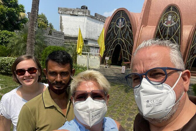 Tuk Tuk tour in Cochin with Port pick-up - Shopping at Spice Market and Jew Town Without Losing the Day
