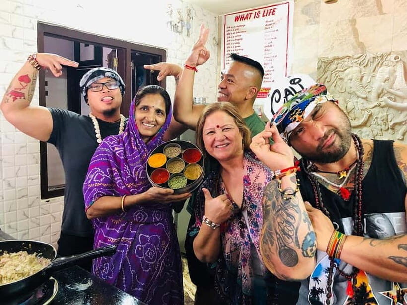Udaipur: Authentic Indian Cooking Class with Lunch or Dinner - Two batches a day: choosing lunch or dinner