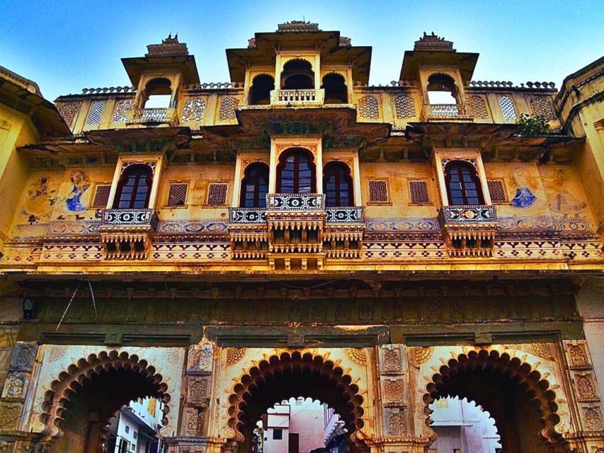 Udaipur Cultural Walking Tour with Local Snacks - Key highlights you’ll notice right away