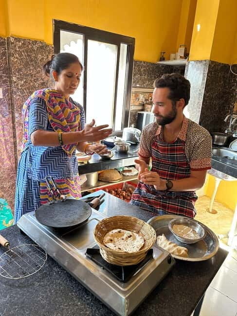 Udaipur: Durga Cooking Class - Choosing Your Dishes: Veg, Non-Veg, Vegan Options
