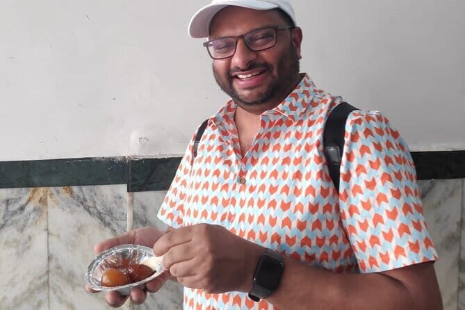 Udaipur Food Walk l Eat Just like a local - The Route: From City Palace Road Energy to Delhi Gate Finish