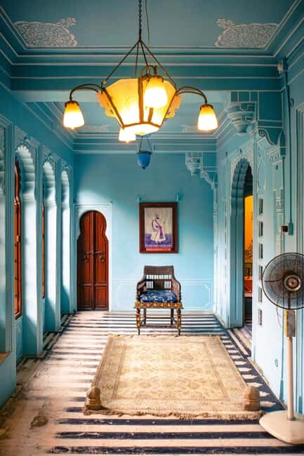 Udaipur: Full-Day Sightseeing Tour with Optional Guide - Saheliyon ki Bari: the garden pause that makes the day feel balanced