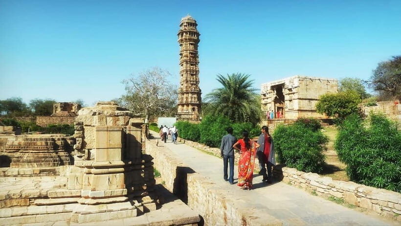 Udaipur: Guided Day Trip to Chittorgarh Fort - Vijay Stambh and Kirti Stambh: Victory Tower Views and Jain Meaning