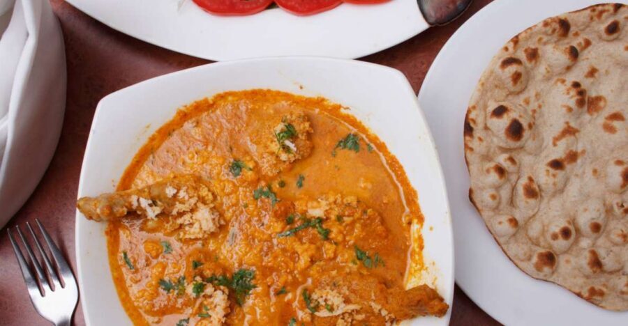 Udaipur: Guided Street Food Tour with Tastings - Starting at Ghantaghar Clock Tower: the route begins with context