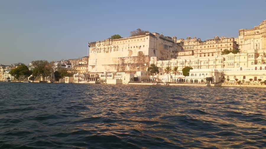 Udaipur Highlights: Private City Sightseeing guided tour - Entering Udaipur With a Private Guide Who Actually Shapes the Day