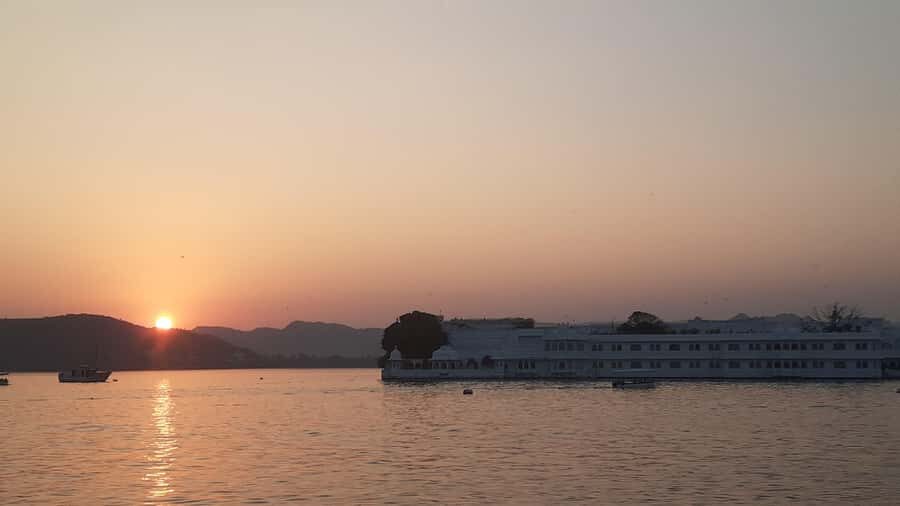 Udaipur Highlights: Private City Sightseeing guided tour - Optional Lake Pichola Boat Ride: When It’s Worth Adding