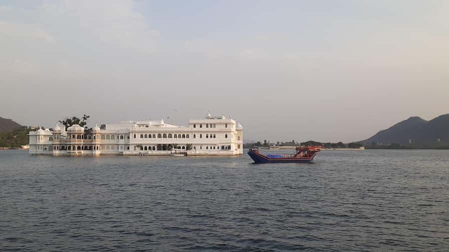 Udaipur Highlights: Private City Sightseeing guided tour - Who This Tour Suits (and Who Might Want Something Different)