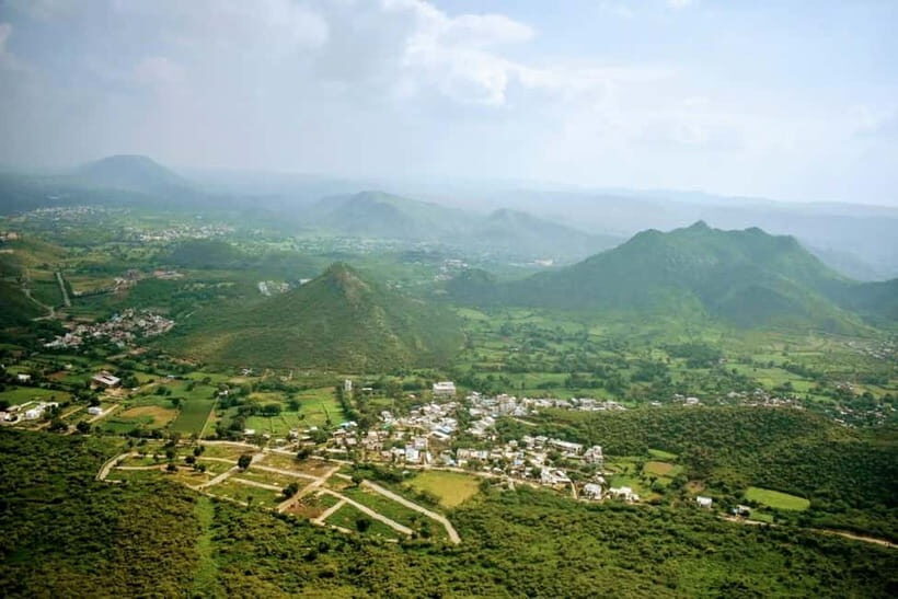 Udaipur: Sajjangarh Monsoon Palace Day Trip with Tickets - Sunset Views and Photo Stops: How to Make the Most of the Ride