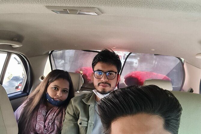 Udaipur Sightseeing Day Tour with Professional Guide and Driver - Vintage Collection of Classic Cars Museum: A Fun Left Turn