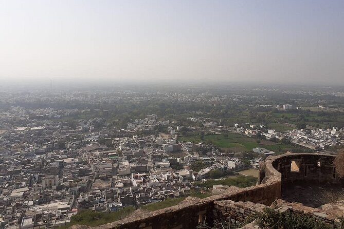 Udaipur Sightseeing Day Tour with Professional Guide and Driver - Saheliyon ki Bari: Gardens, Fountains, and Marble Elephants