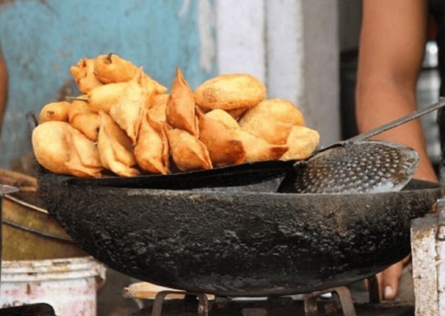 Udaipur: Street Food Crawl (2 Hours Local Food Tasting Tour) - Key things to know before you go