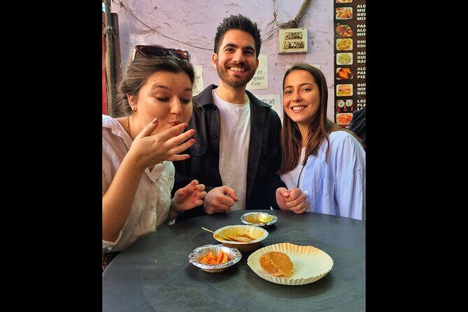 Unlock Delhi's Secrets: Food and Photography Full Day Tour - Chandni Chowk: Market Morning, Temple Stops, and Fast Sense-Making