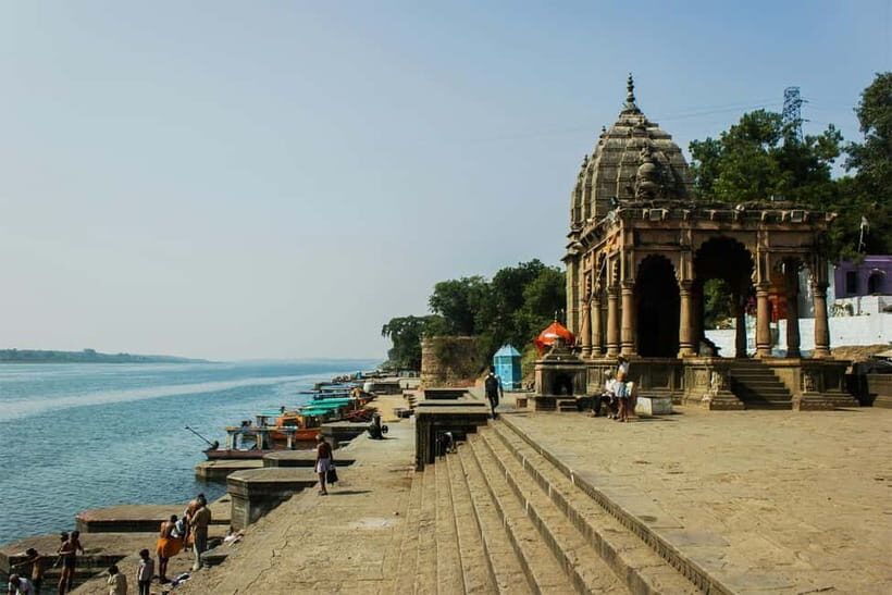 Varanasi: All-Inclusive Private Full or Half Day Trip - Cremation Ghats and Dashashwamedh Ganga Aarti at Night